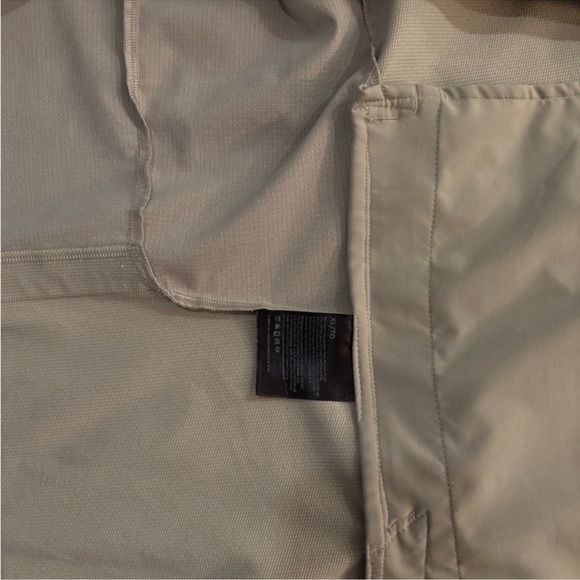 Men’s Lululemon Jacket - Picture 8 of 8